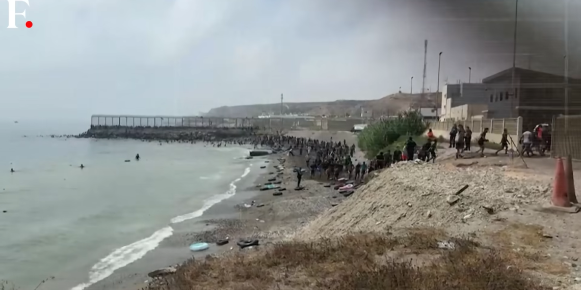 Шпанскиот премиер ги обвини криумчарите за нелегален влез на 60.000 мигранти од Мароко
