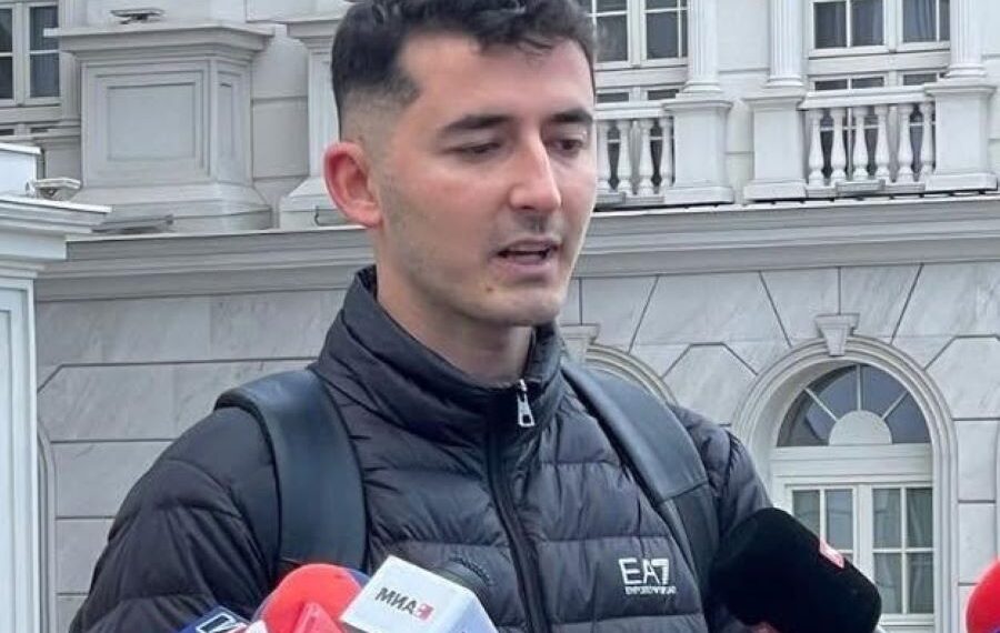 И по 35 години, поделбите сè уште траат