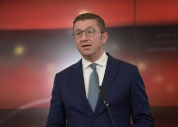 Мицкоски: Премалку сме за да се делиме, сакаме во ЕУ – но за идентитетот, јазикот и културата нема компромис