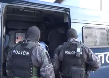 Голема полициска акција во Прилеп: претреси на околу 30 локации, под лупа и полициски службеници
