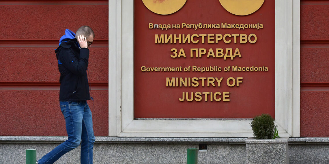 Нови правила за лобирањето: Забрана за подароци и по престанокот на функцијата