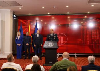 Професионалните војници со навршени 45 години ќе можат да останат во Армијата до пензија