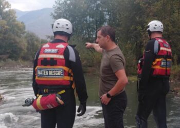 Се трага по исчезнат човек крај Вардар во Гостиварско