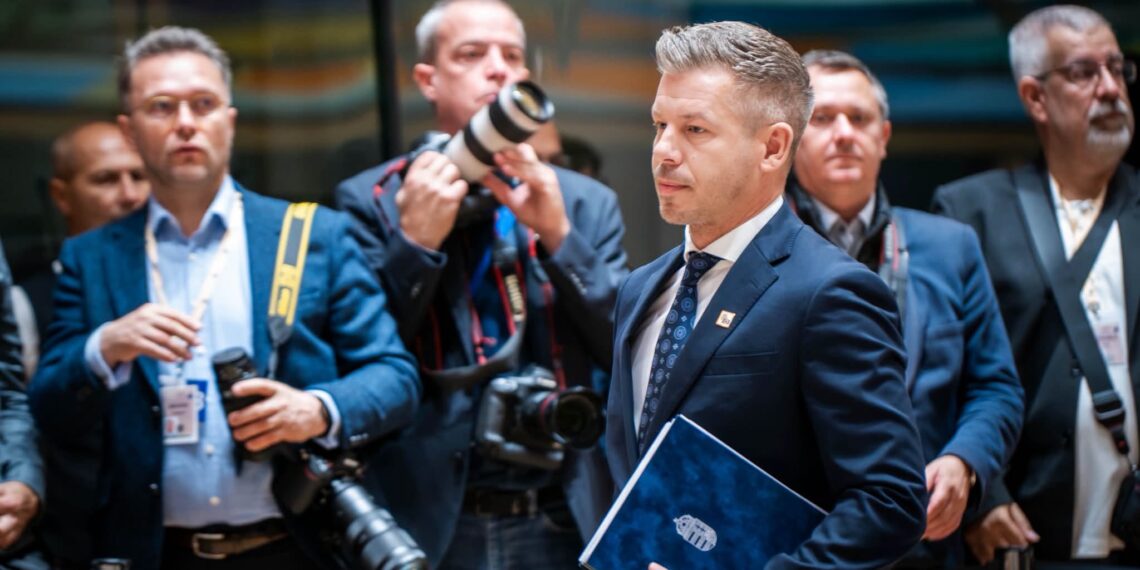 Петер Маѓар најави продолжување на истрагата за корупција и злоупотреби на власта од Виктор Орбан