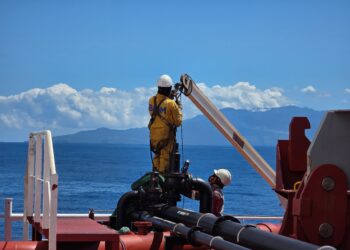 Ескалацијата на конфликтот на Блискиот Исток ја крева цената на нафтата над 106 долари