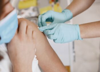 Пристигнаа првите 30.000 вакцини против грип, вакцинацијата се очекува да почне на 16 октомври
