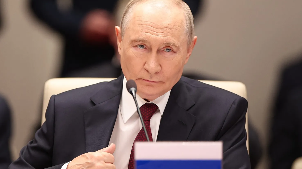 Путин: Москва сака обновување на односите со Европа, но Русија е подготвена и за војна