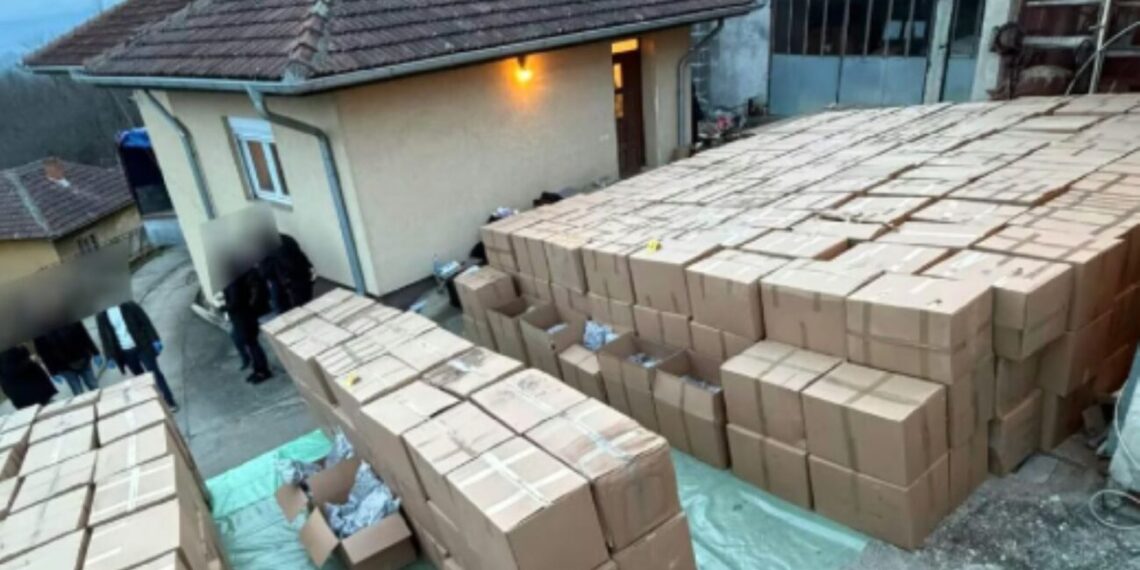 По заплената на пет тони марихуана, 15 српски полицајци тврдат дека се изложени на притисоци